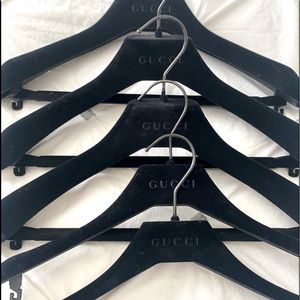GUCCI black velvet hangers!